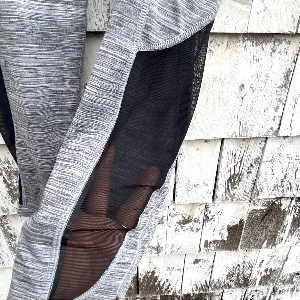 Lululemon Crop Mesh Insert Leggings